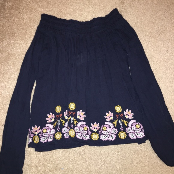 Hollister Tops - Navy Floral Hollister Off The Shoulder Top